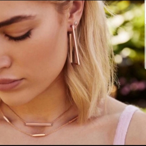 Gold, Kendra Scott, Kelsey, Necklace - Picture 7 of 10